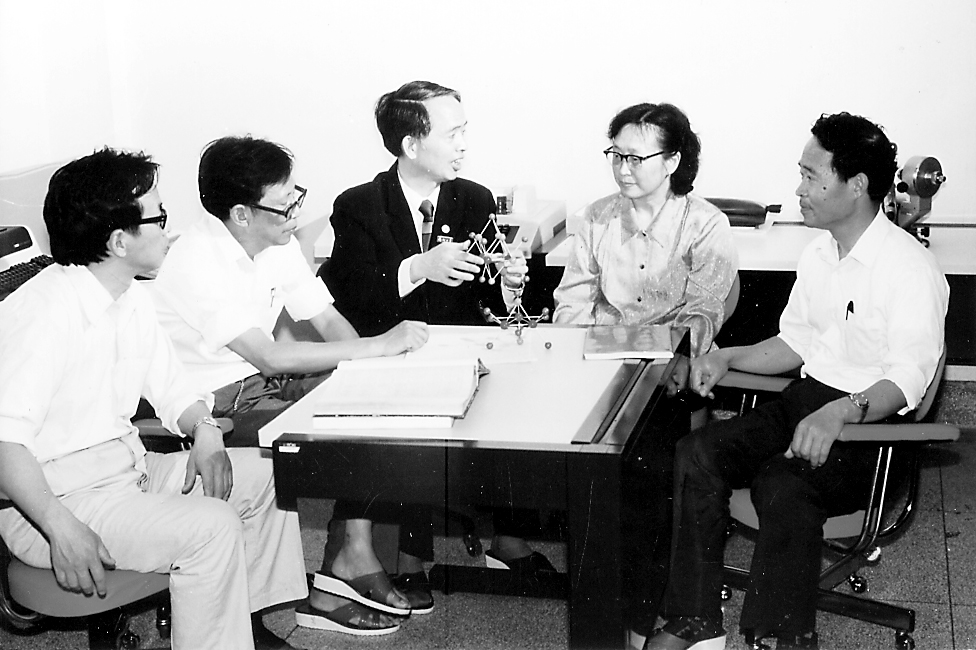 左起：吴鼎铭，黄建全老师，黄金陵先生，卢绍芳，庄鸿辉.jpg