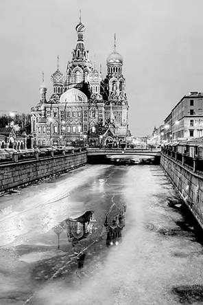 圣彼得堡结冰.jpg